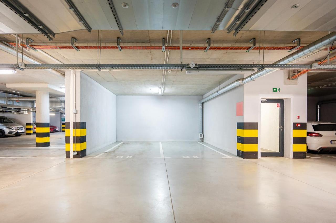 9Th Floor Lodz Manufaktura Apartments With Parking By Rentujemy 외부 사진
