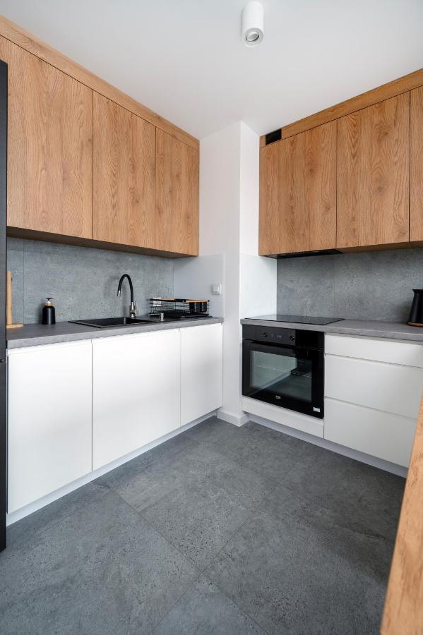 9Th Floor Lodz Manufaktura Apartments With Parking By Rentujemy 외부 사진